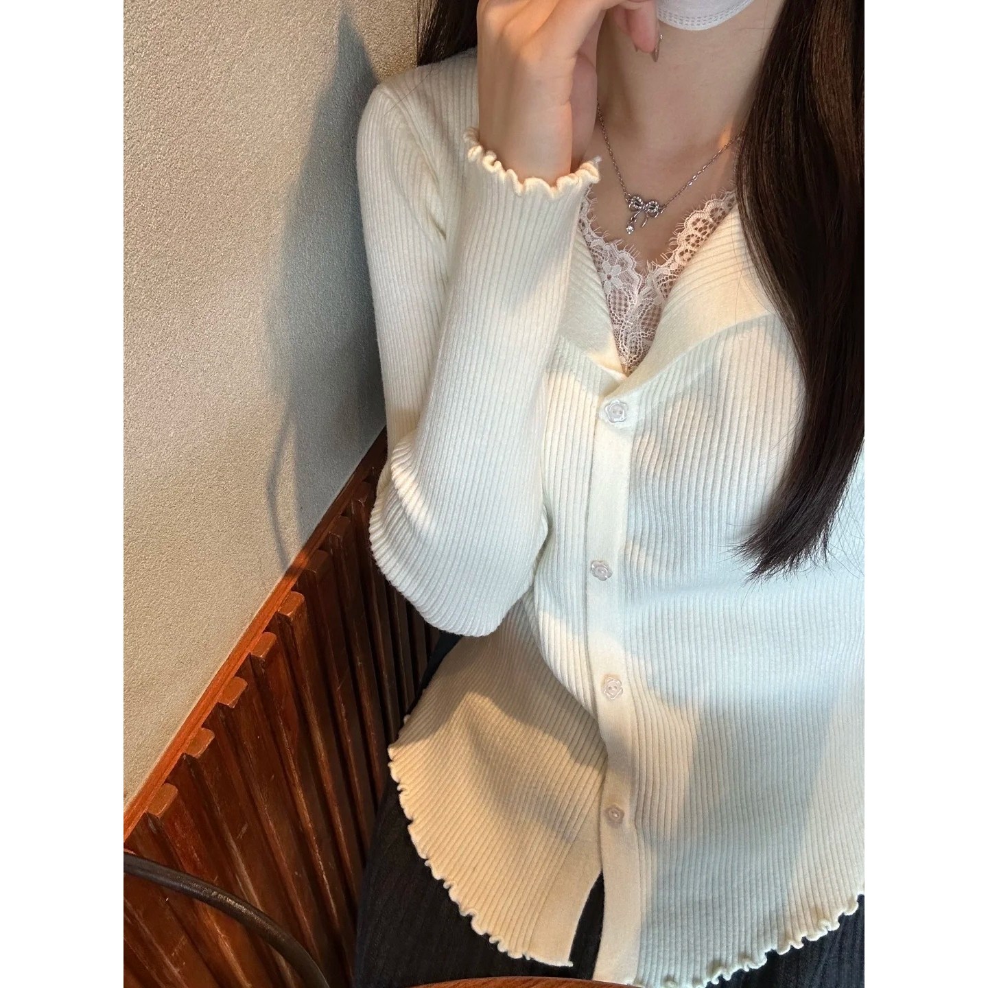 法式轻奢bm风别致蕾丝边V领长袖针织毛衣女春秋冬季打底衫上衣潮,淘宝优惠券,粉丝福利购,淘宝优惠卷