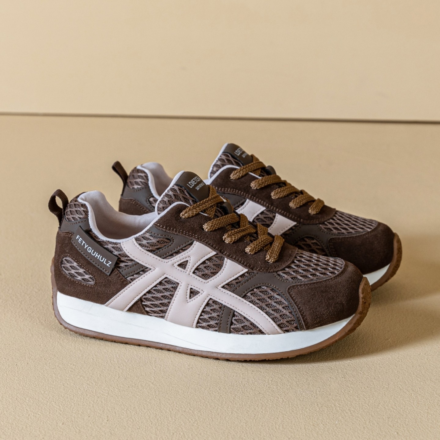 2025阿甘鞋女新款休闲运动鞋高端大码女鞋41到43软底不累脚加绒冬,淘宝优惠券,粉丝福利购,淘宝优惠卷