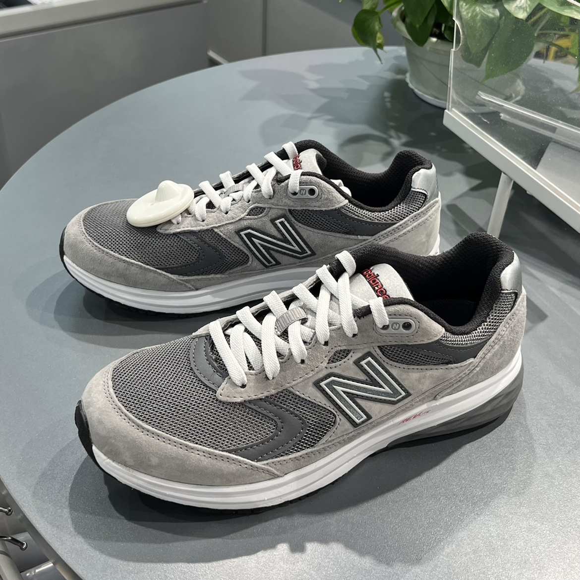 NewBalance NB运动鞋880系列经典百搭复古慢跑步男鞋MW880CF3/CF3-图0