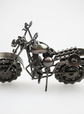 铁艺摩托车摆件高级感小众酒柜客厅摆件轻奢高级感2025新款装饰品