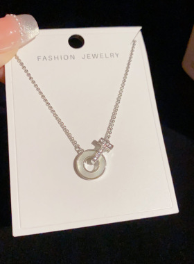 2025新款韩版时尚百搭锆石T字母贝壳圆环吊坠项链个性轻奢高级锁