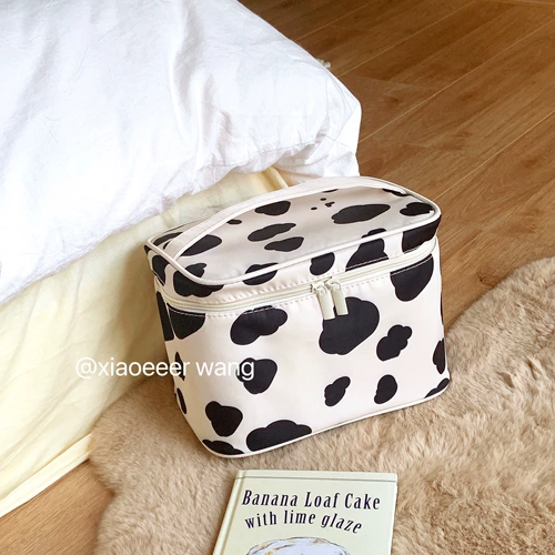 Оригинальная косметичка, сумка через плечо, портативная сумка-органайзер, с медвежатами, коллекция 2023