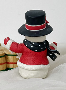 持续瓷生水滴娃娃Precious Moments圣诞老人雪人礼帽红鸟陶瓷摆件