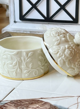 陶瓷描金浮雕储物首饰盒