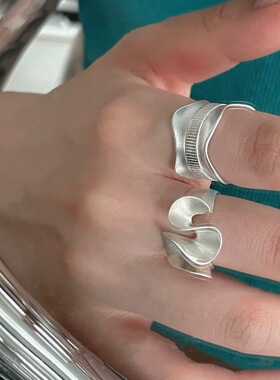 S925镀银裙摆不规则戒指女几何时尚扭曲个性开口指环百搭时尚嘻哈