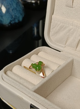 和田玉碧玉俄碧老坑料果阳绿18K黄金加厚金镶玉葫芦戒指