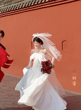 2025新款新娘结婚婚纱超仙森系小花边头纱多层蓬蓬纱喜嫁头饰拍照