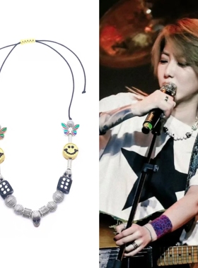 乘风2024刘忻同款珍珠笑脸骰子蝴蝶沙粒硬核项链圈潮酷个性锁骨链