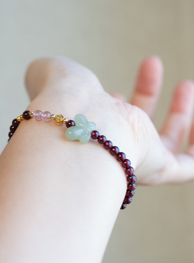 江城如画|原创和田玉蝴蝶手串石榴石手链五行木火新中式文艺手链