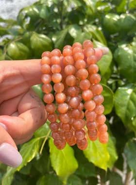 新品天然金太阳手链云母片金色草莓圆珠手串橙黄月光石女款礼物饰