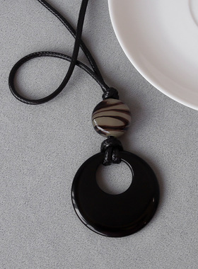 琉璃圆环吊坠 新中式简约高级感黑绳长款毛衣链平安扣吊坠项链