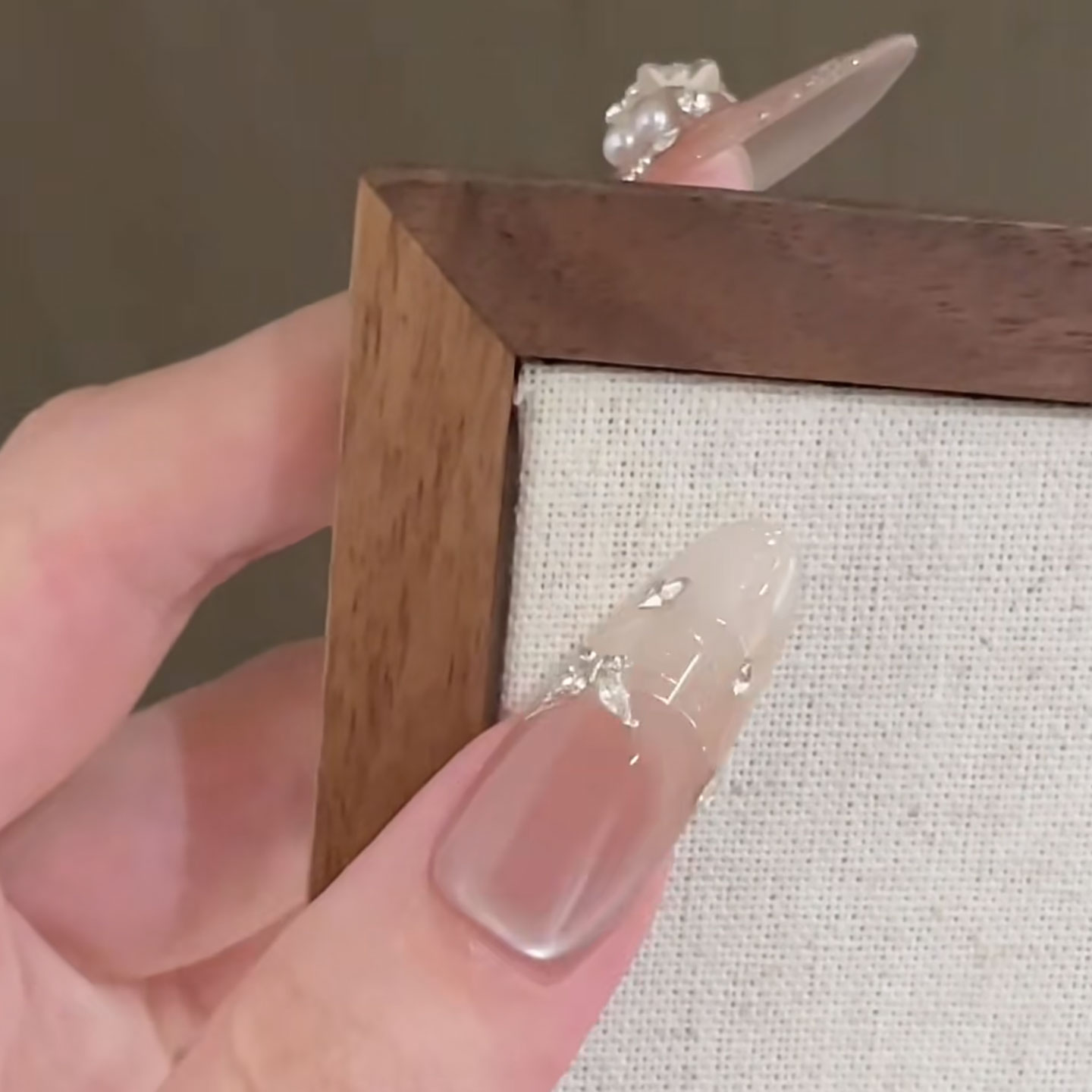 【诺言】高级仙女猫眼缎光爆闪新娘结婚轻奢满钻美甲贴手工穿戴甲 - 图3