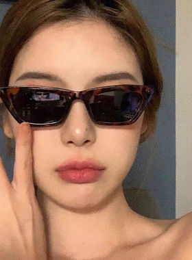 jennie同款高级感墨镜女2025新款潮复古欧美风太阳镜蹦迪辣妹眼镜