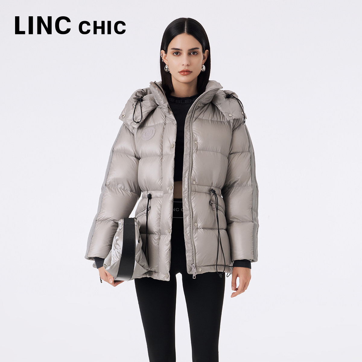 LINCCHIC金羽杰短款羽绒服女款冬季新款超轻亮彩面包服羽绒服2325