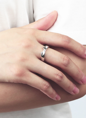 原创设计风刻字纯银情侣对戒