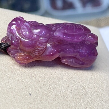 天然红宝石貔貅雕刻件做生意招财聚财一物一证17*34.2*11.3mm正品