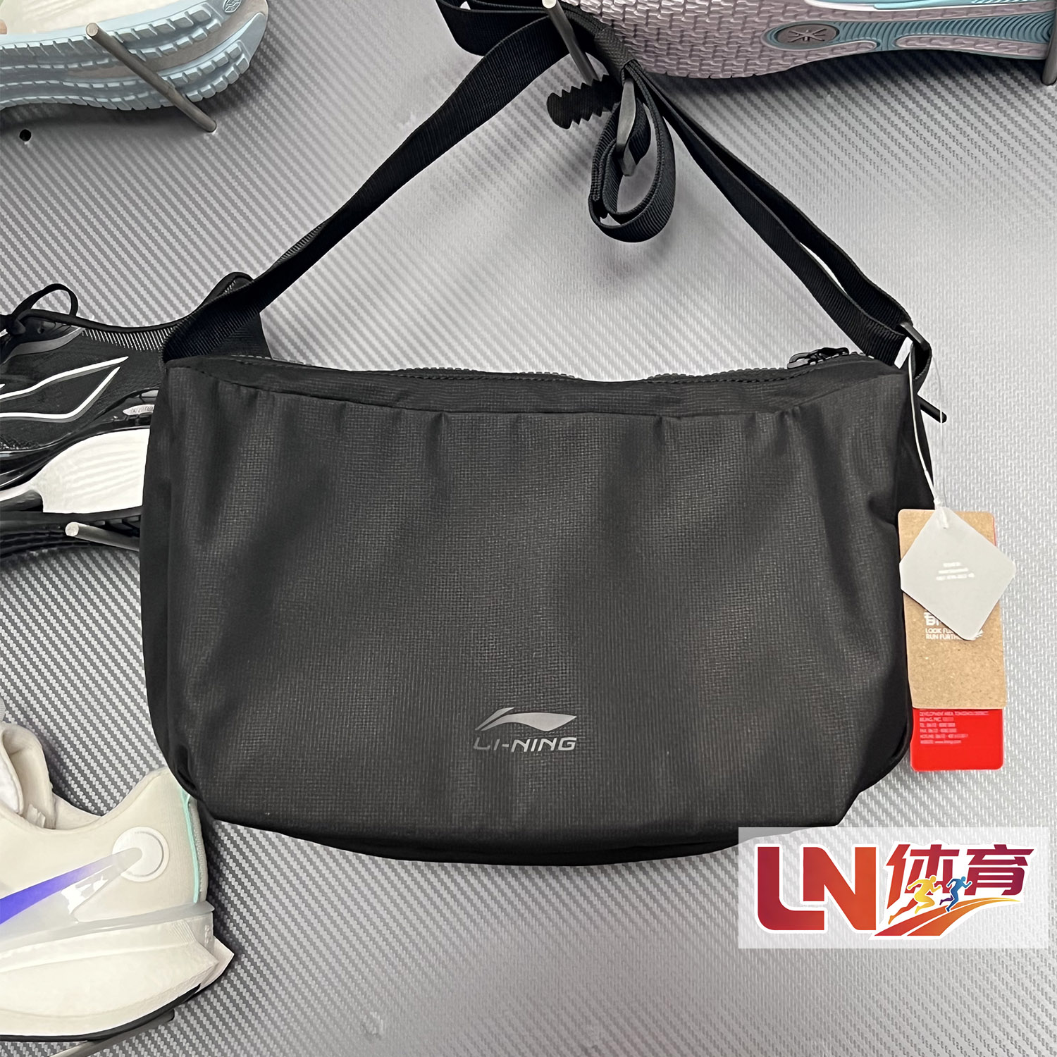 Li Ning Crossbody Bag 2026 Summer New Product Sports Lifestyle Series Women's Waterproof Crossbody Bag ABDW131