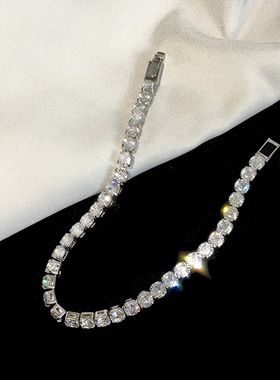 王一博同款莫桑石手链小红书推荐