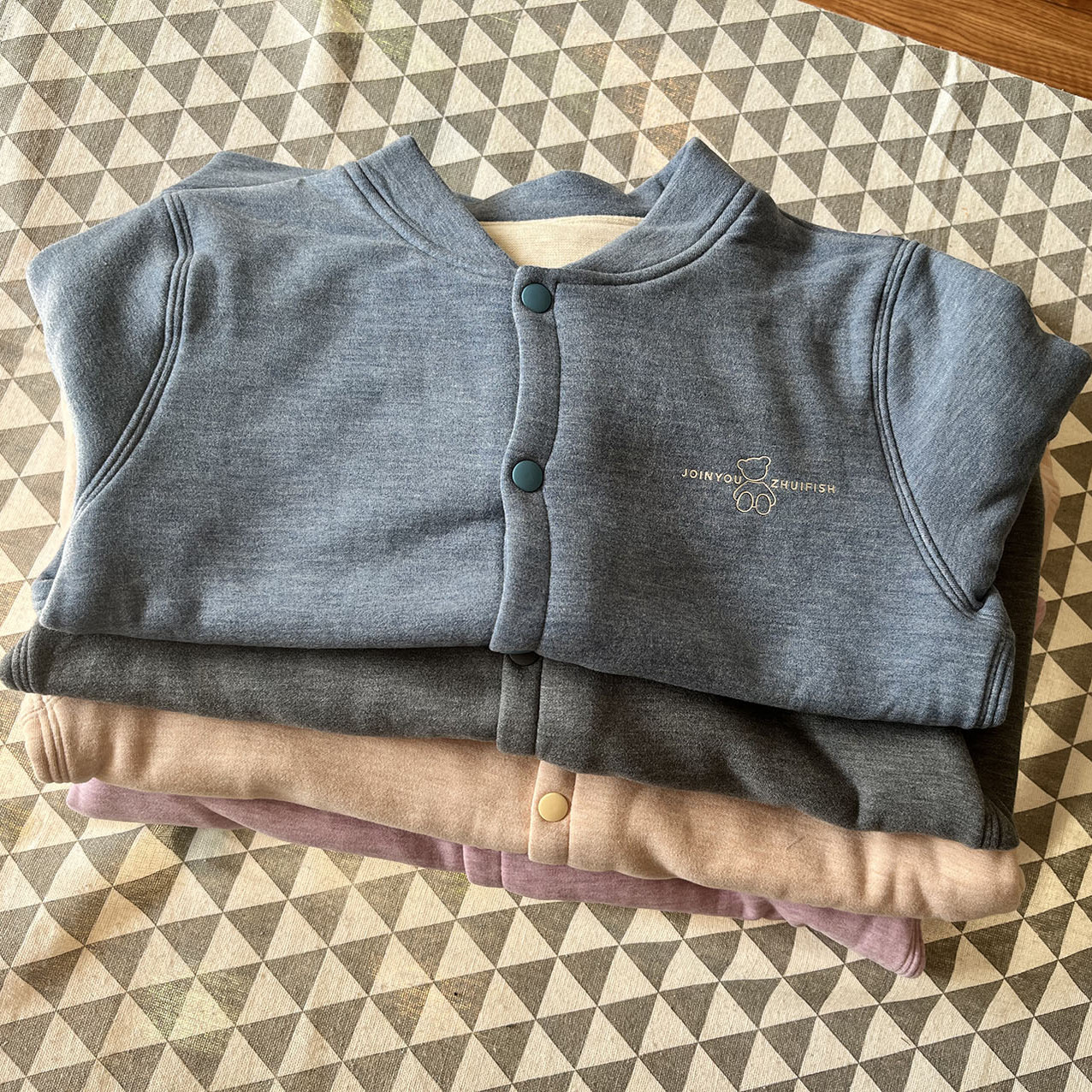 新款追鱼2551双层棒球领外套校服神器打底蚕丝羊绒男女童保暖衣 - 图1