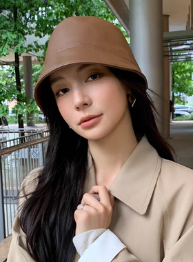 真皮帽子女秋冬百搭显脸小渔夫帽羊皮复古盆帽气质皮质礼帽高级感