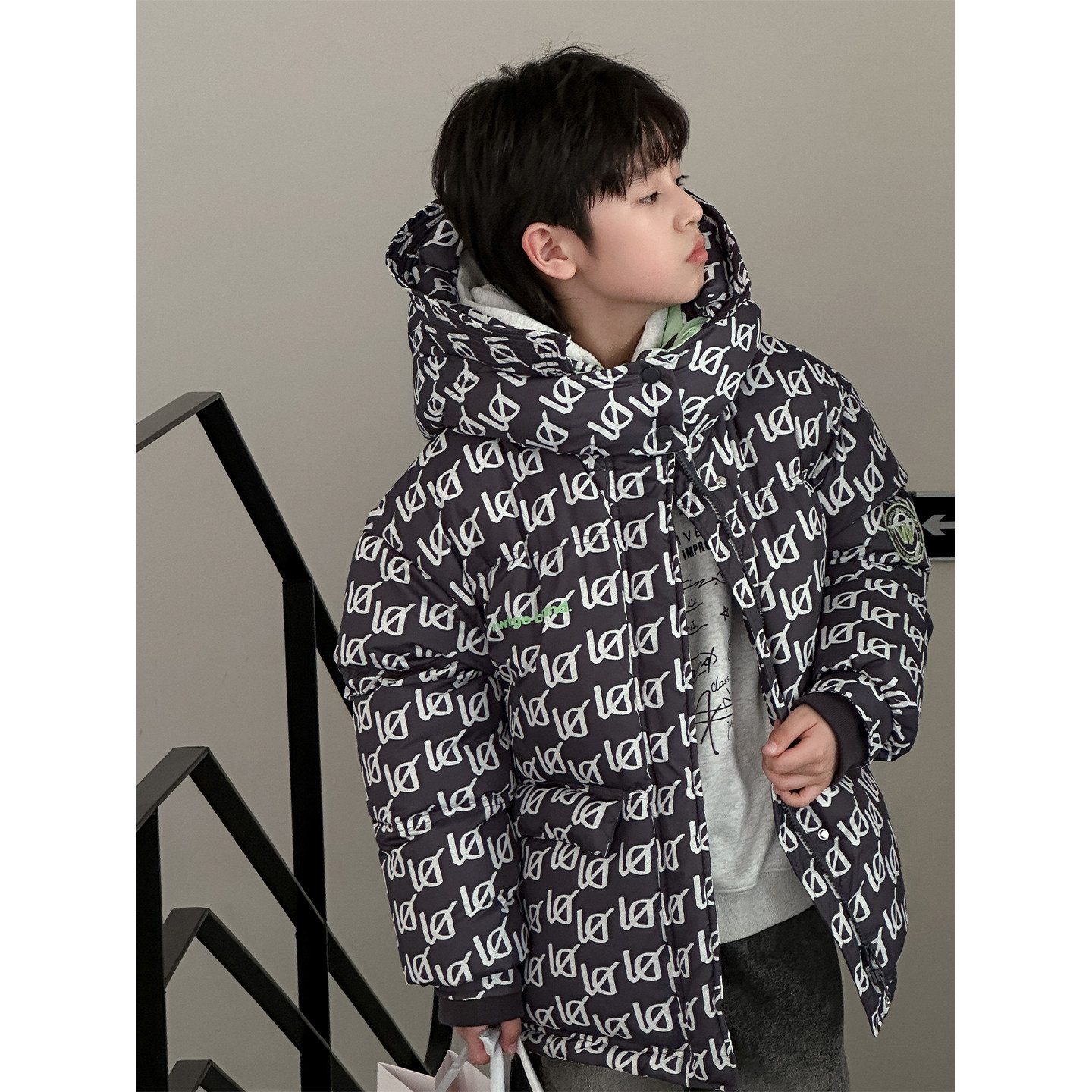 韦氏【设计师款】2025新连帽加厚男中大童童儿童加厚白鸭绒羽绒服,淘宝优惠券,粉丝福利购,淘宝优惠卷