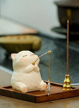 香插摆件桌面卡通公仔创意可爱钓鱼手办新款高级感办公室装饰礼物