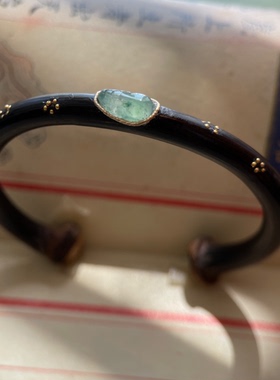 原创西藏高原深山老鸡血藤镶嵌缅甸A货手镯