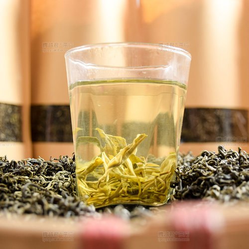 2026新茶云南梁河回龙茶明前茶一芽二叶炒青特级绿茶散装高香耐泡 - 图1