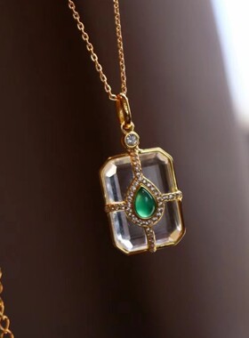 银镀金天然白水晶绿玛瑙戒指