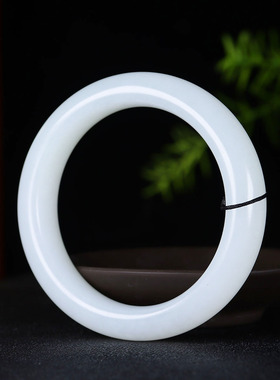 （古晨珠宝）新疆和田玉羊脂白玉手镯女款玉镯腕间美玉悬82g60mm