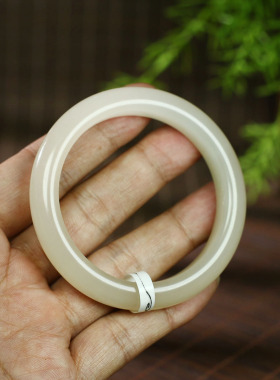 古晨和田玉藕粉手镯玉镯