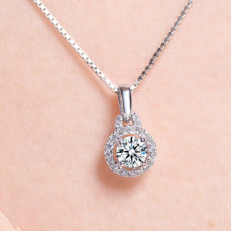 伟德国际巩义市人民法院关于18K金钻石吊坠(4326）（第二次拍卖）的公告