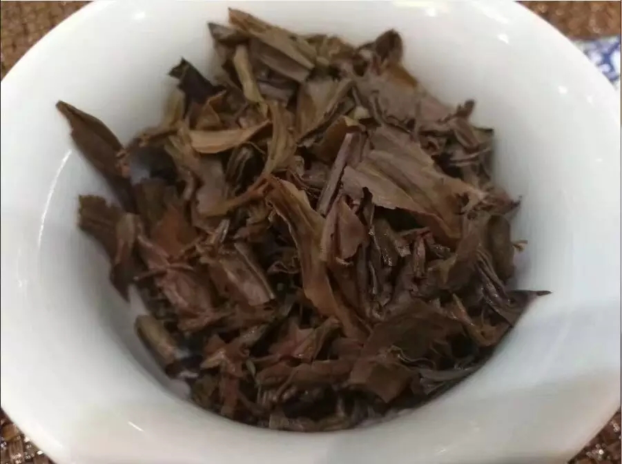 普洱茶生茶 2003年 黄印云南七子饼茶 橙印青饼 古树茶7532小黄印