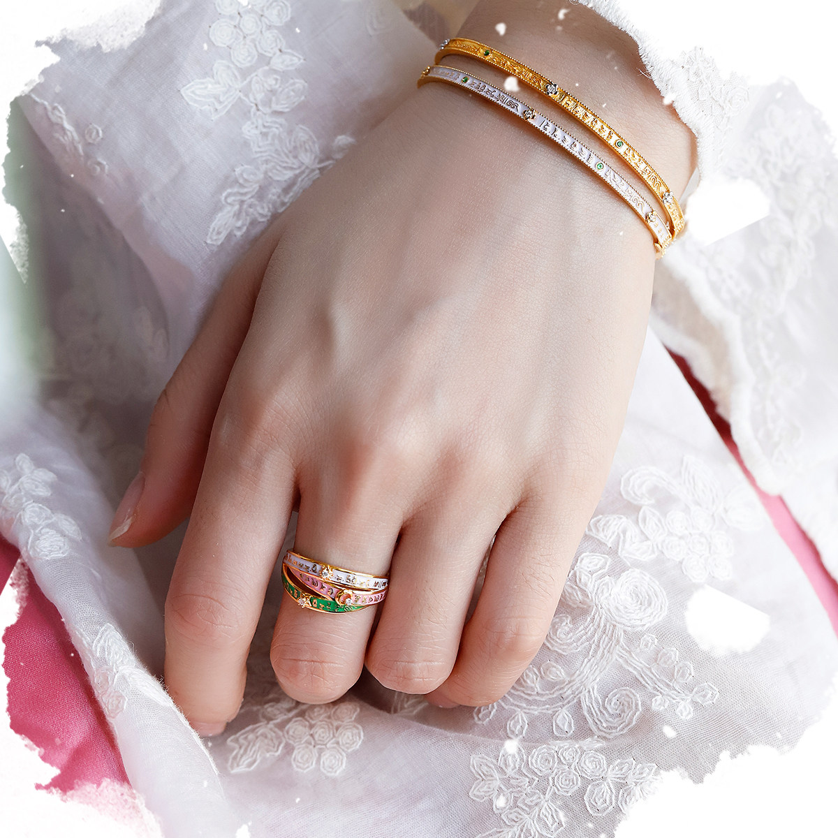 Tara Ring | 18K Gold Diamond Ring Six-Word Mantra White and Green Tara Mantra Triple Protection Original