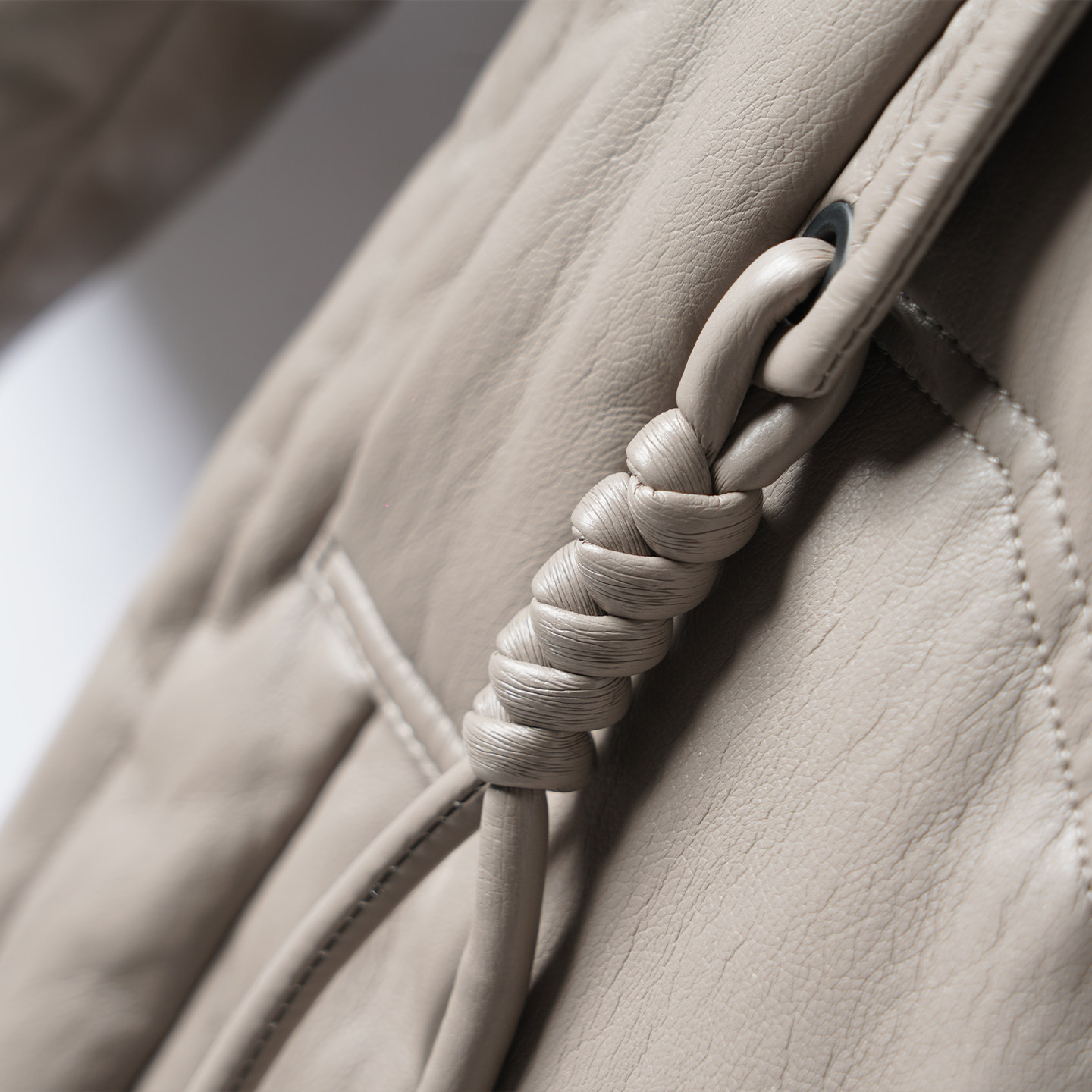 海宁真皮羽绒服中长款连帽修身气质90白鸭绒外套冬季加厚绵羊皮衣,淘宝优惠券,粉丝福利购,淘宝优惠卷