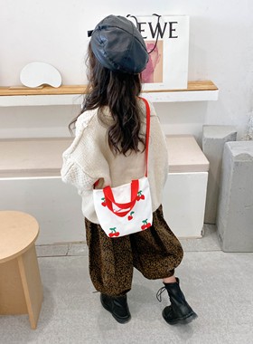 直销儿童包包男女童韩版时尚单肩包百搭卡通帆布包美爆休闲手拎包