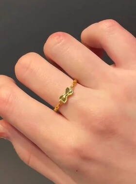 在逃公主金色蝴蝶结戒指