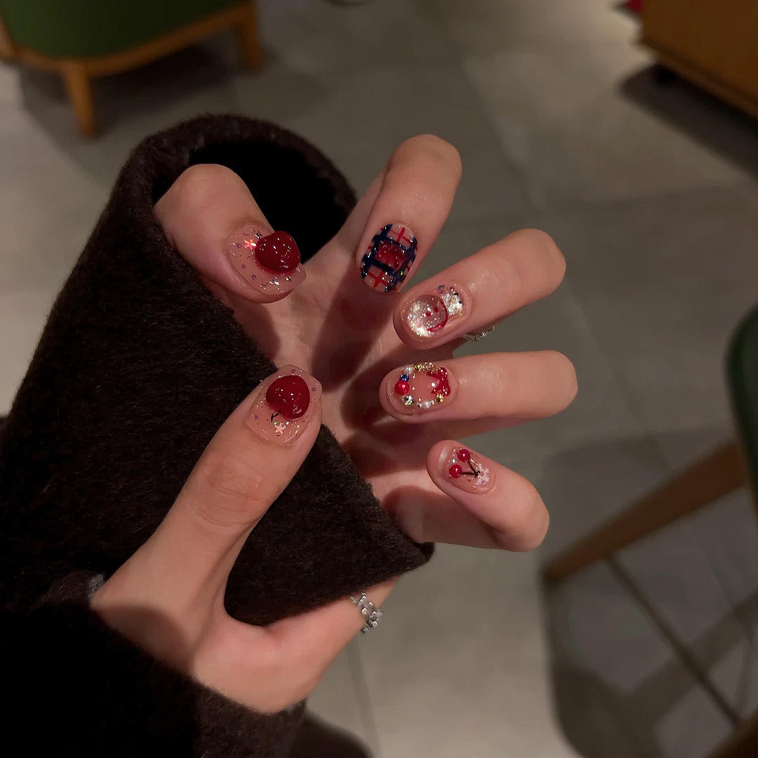 圣诞节穿戴甲短款立体小雪人可爱显白美甲穿戴甲片2025年新款秋冬,淘宝优惠券,粉丝福利购,淘宝优惠卷