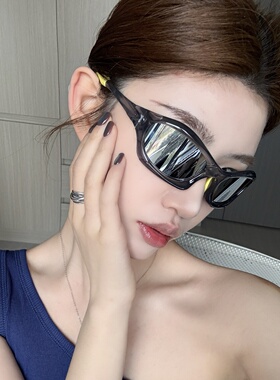 Y2K未来科技风骑行防UVB墨镜