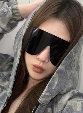 超大框黑色铆钉酷炫户外太阳眼镜