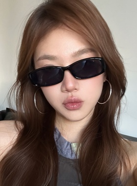 欧美辣妹风金属镂空腿黑色墨镜女