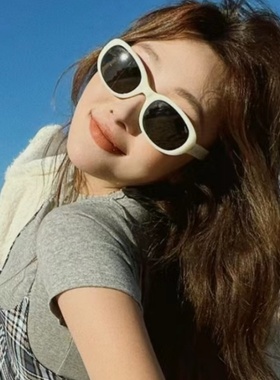 2025新款白色猫眼gm墨镜海边度假