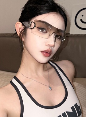 Y2K辣妹D字镂空水银色金属太阳镜