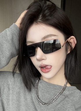 下半框复古黑色亚裔辣妹风墨镜女
