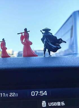 撑伞美女微景观 吹笛子江湖故人3D 小树脂微缩物模型 微景观摆件