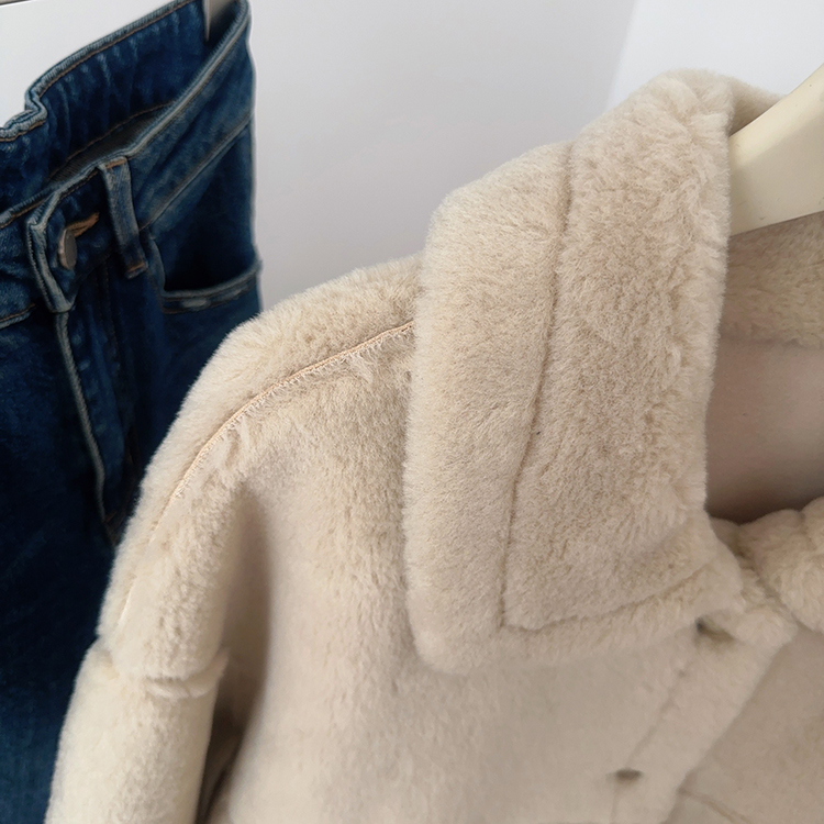 IMCC设计感复古翻领毛绒外套女25冬新宽松百搭皮毛一体加厚短棉衣 - 图2