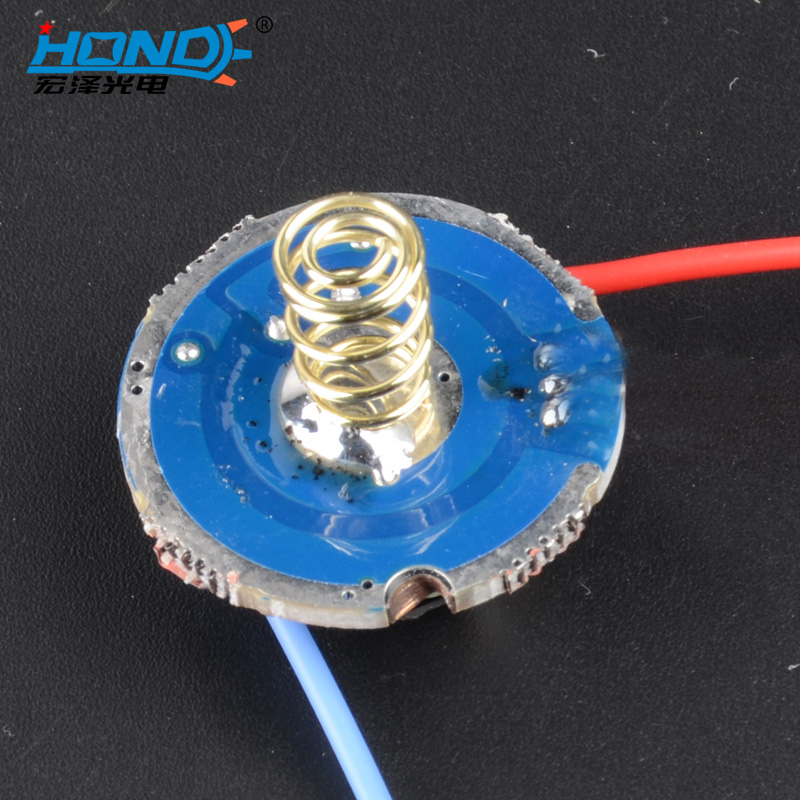 HZ-7805LED强光手电筒驱动板1-2节锂电T6/U2/L2灯珠轻触开关25MM - 图0
