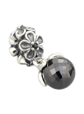 饰品玫瑰白色淡水珍珠月亮银吊坠