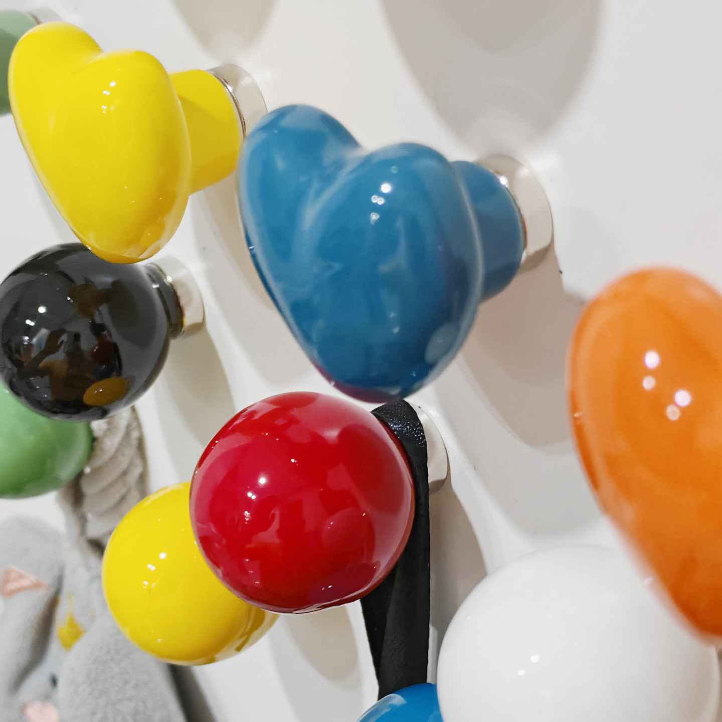 彩色陶瓷圆球强力磁吸挂钩装饰冰箱贴爱心收纳挂架洞洞板入户磁贴,淘宝优惠券,粉丝福利购,淘宝优惠卷