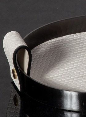 现代轻奢高级感不锈钢托盘水果盘高档皮质首饰珠宝展示托盘零食盘